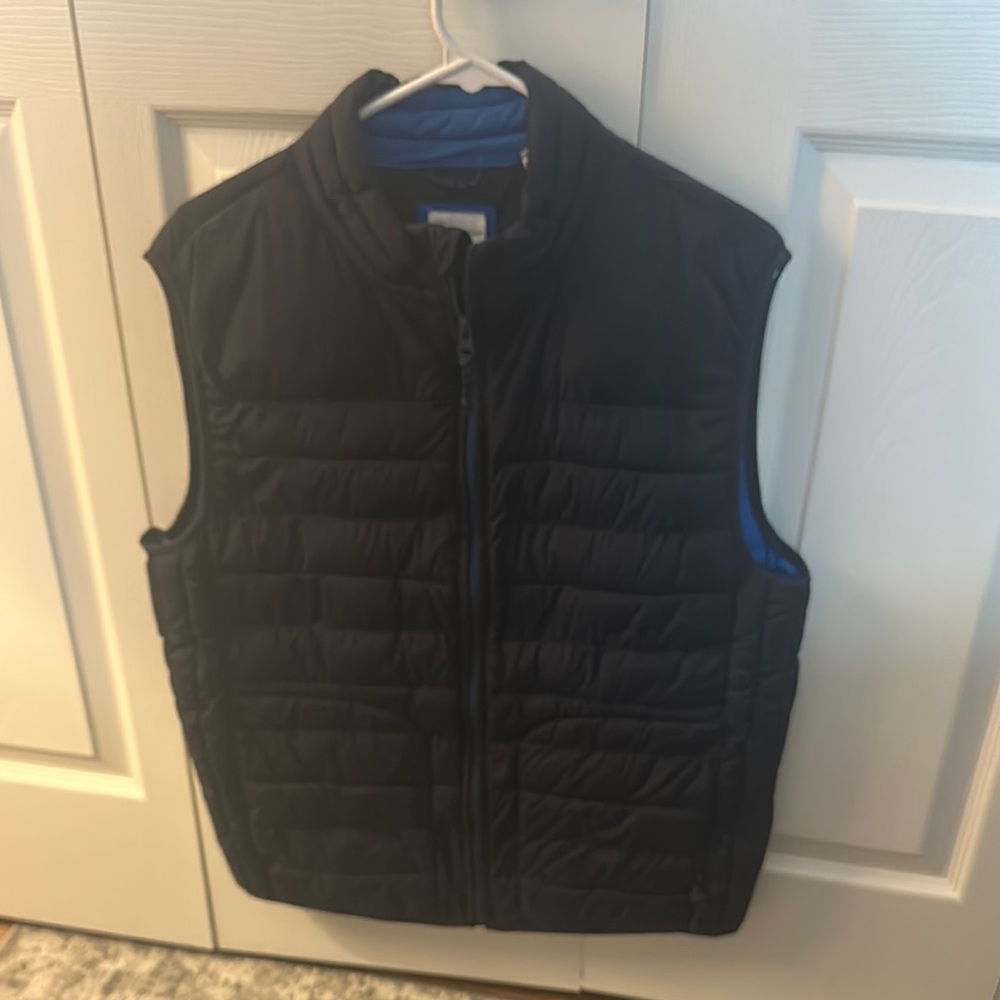Navy Men’s Puffer Vest